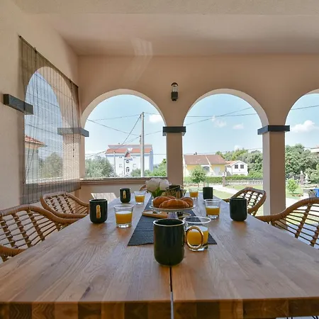 Bralic Apartment Bibinje